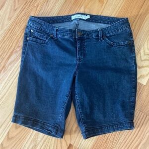 Torrid Denim Shorts Womens 16 stretch 5 pocket dark Beach summer 9’ inseam